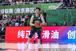 亚洲强援对决:赵柏清加盟秋田北部喜悦,挑战日本篮球巅峰
