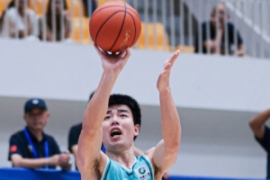 84分90板!青岛小将全力反扑,数据统计显拼搏