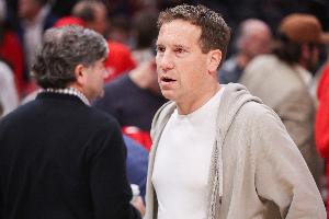 狂飙!太阳老板紧急融资,NBA球队价值五年缩水140亿!