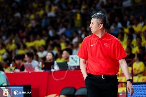 争议判罚？中国男篮力战菲律宾，亚运赛场上演逆转大戏